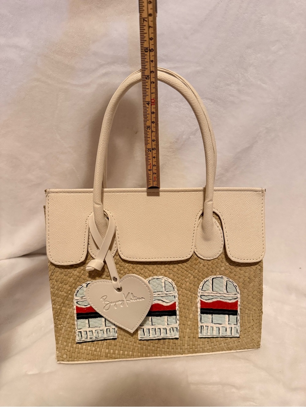Bayong Kultura Neutral Window Tote | Handpainted Artisan Woven Bag - Picture 5 of 8